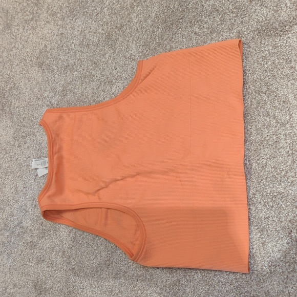 Athleta Ribbed Crop Top - Picture 3 of 3